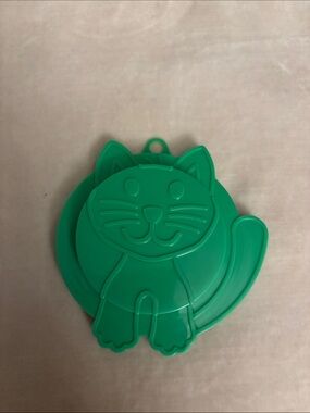 Kitty Kap Cat can food cover